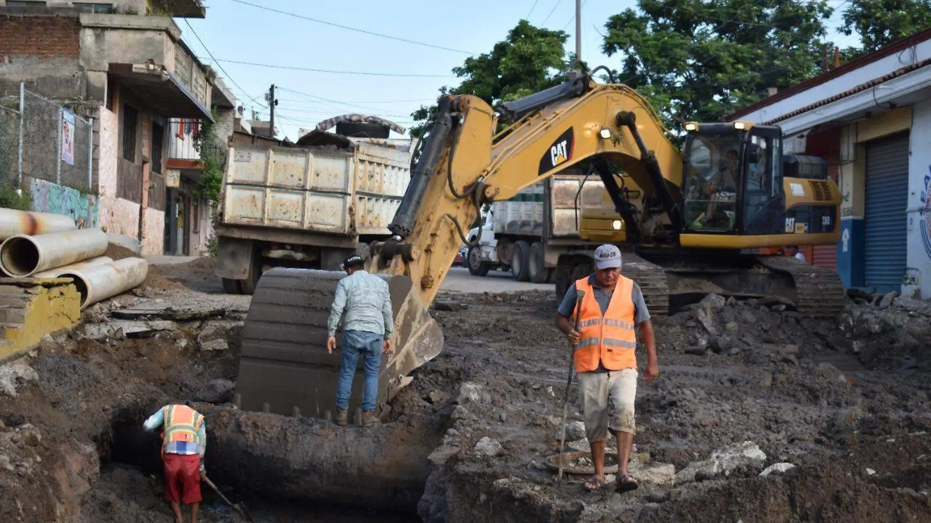 avenida Gabriel Leyva tuberias